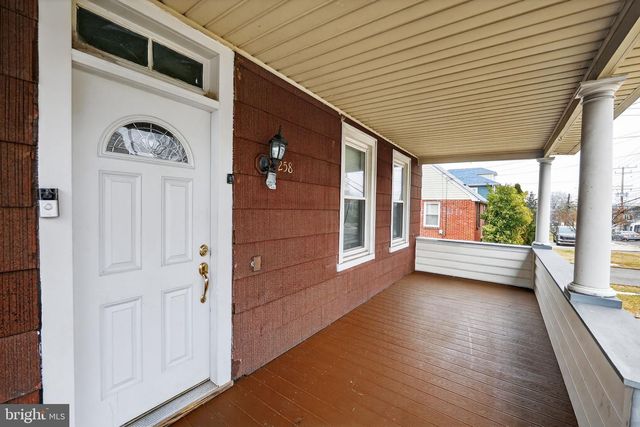 1258 LINDEN AVE, Halethorpe, MD 21227