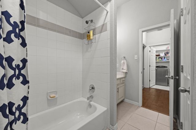 232 Mandana ST, Leander, TX 78641