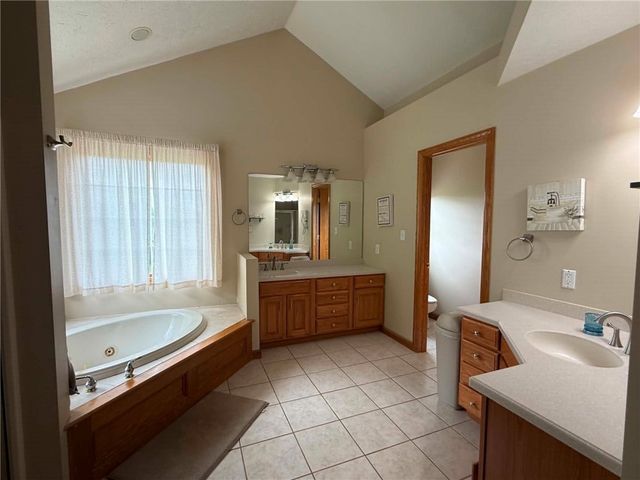 1040 CROSS CREEK DRIVE, South Union Twp, PA 15401