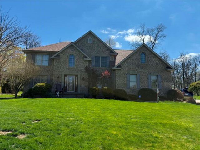 1040 CROSS CREEK DRIVE, South Union Twp, PA 15401