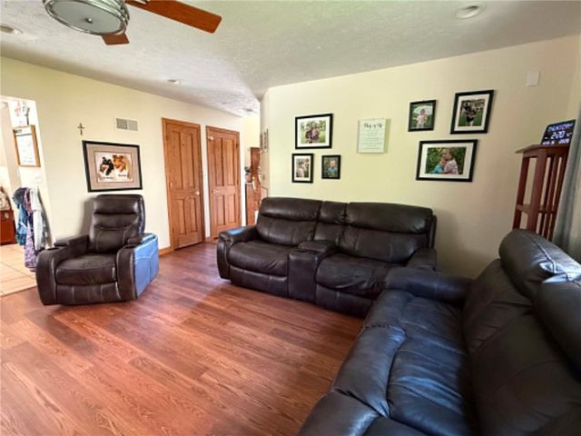 1040 CROSS CREEK DRIVE, South Union Twp, PA 15401