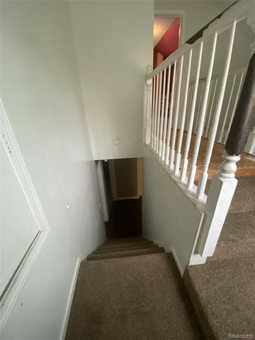 19982 Kingsville Street, Harper Woods, MI 48225