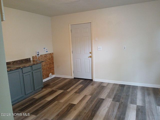 560 Williamsville Avenue, Toledo, OH 43609