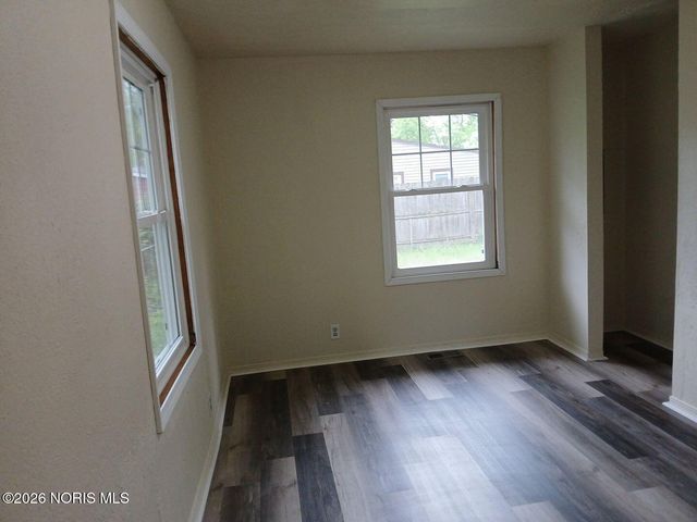 560 Williamsville Avenue, Toledo, OH 43609