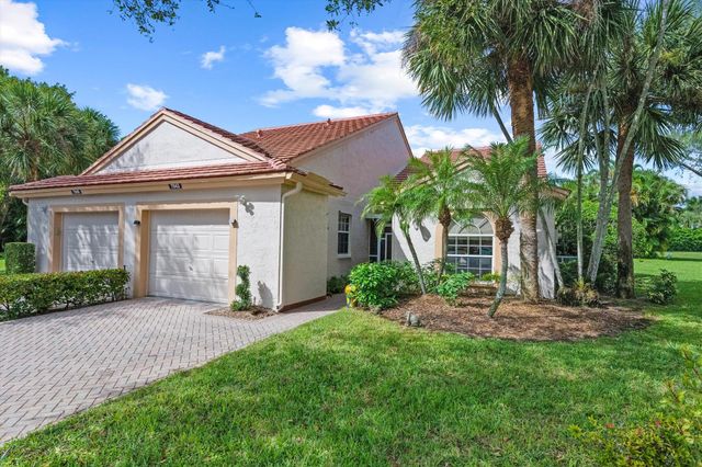 7943 Lake Sands Drive, Delray Beach, FL 33446