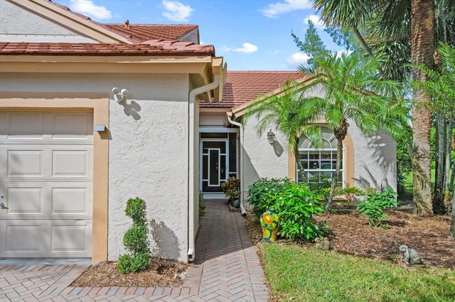 7943 Lake Sands Drive, Delray Beach, FL 33446