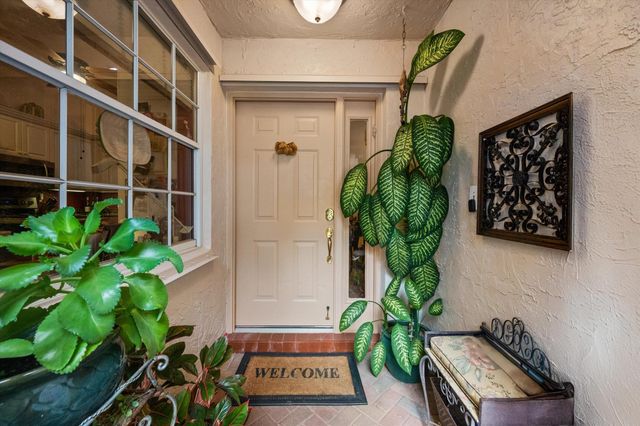 7943 Lake Sands Drive, Delray Beach, FL 33446