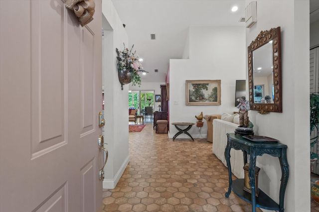 7943 Lake Sands Drive, Delray Beach, FL 33446