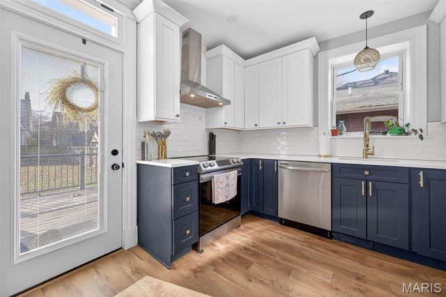 6918 Dartmouth Avenue, University City, MO 63130