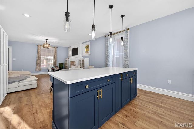 6918 Dartmouth Avenue, University City, MO 63130