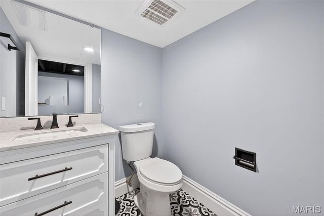 6918 Dartmouth Avenue, University City, MO 63130