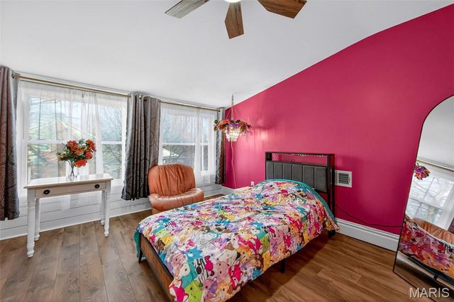 6918 Dartmouth Avenue, University City, MO 63130