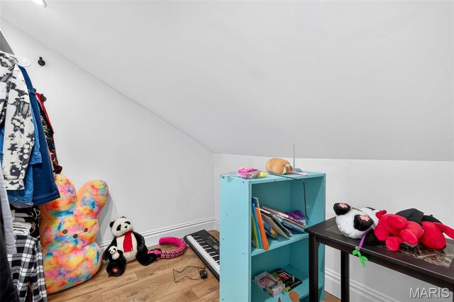 6918 Dartmouth Avenue, University City, MO 63130