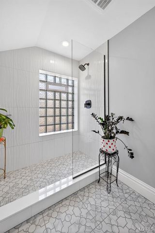 6918 Dartmouth Avenue, University City, MO 63130