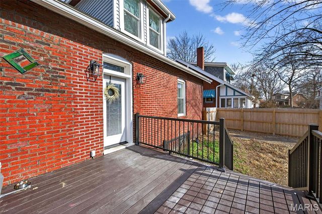 6918 Dartmouth Avenue, University City, MO 63130