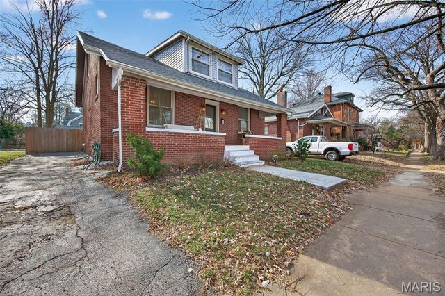 6918 Dartmouth Avenue, University City, MO 63130