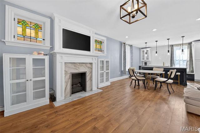 6918 Dartmouth Avenue, University City, MO 63130