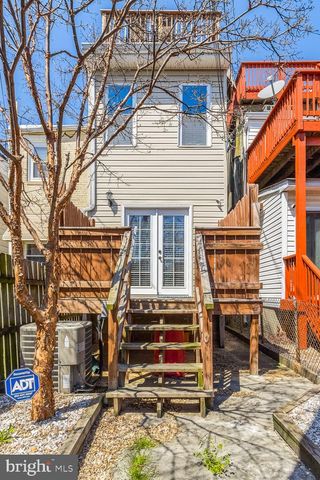 2933 FAIT AVE, Baltimore, MD 21224