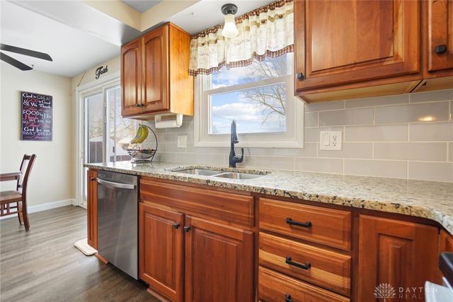 1810 Carlyle Drive, Piqua, OH 45356