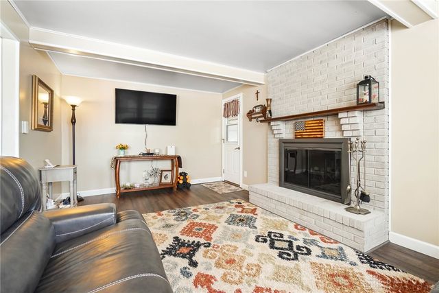 1810 Carlyle Drive, Piqua, OH 45356