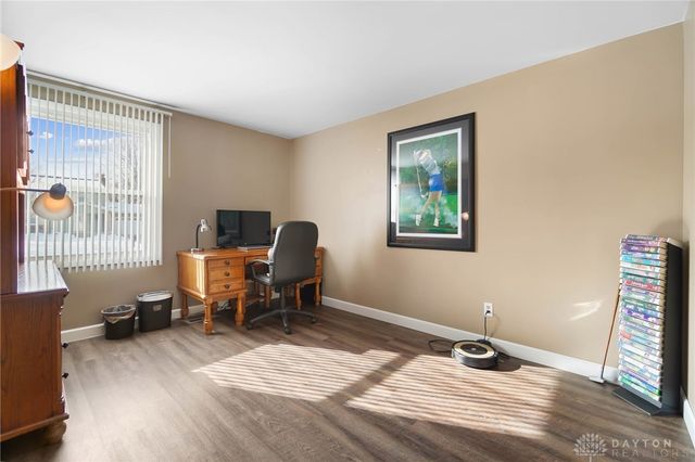 1810 Carlyle Drive, Piqua, OH 45356
