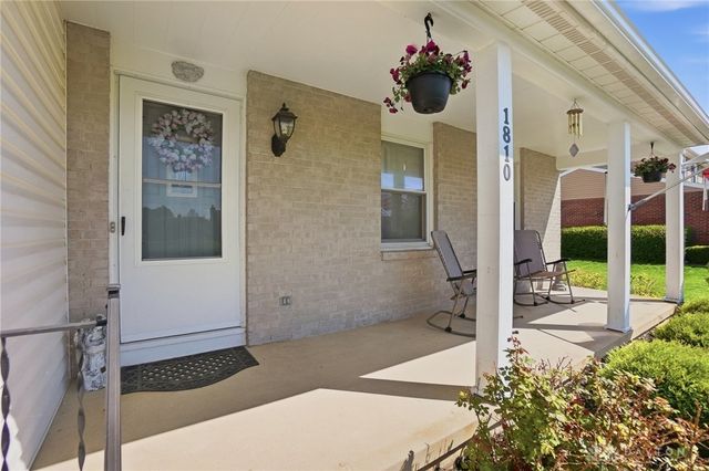 1810 Carlyle Drive, Piqua, OH 45356