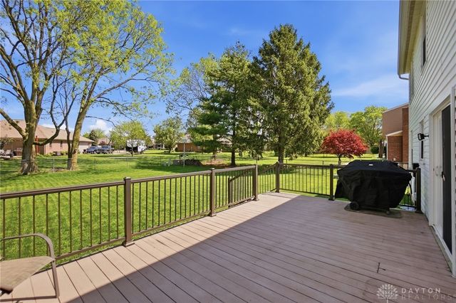 1810 Carlyle Drive, Piqua, OH 45356
