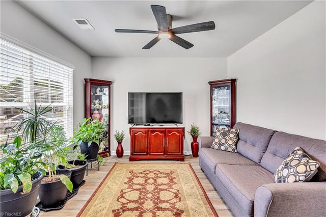 2923 Cullens Drive, Graham, NC 27253