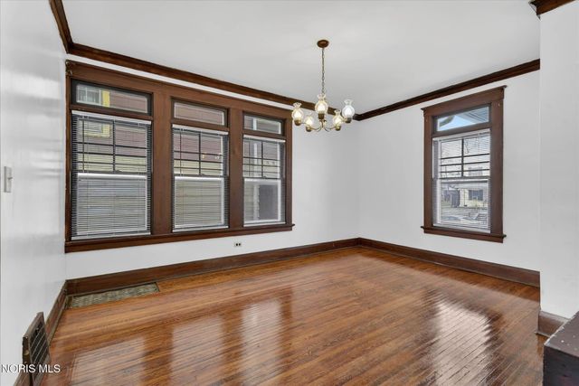 2048 Joffre Avenue, Toledo, OH 43607