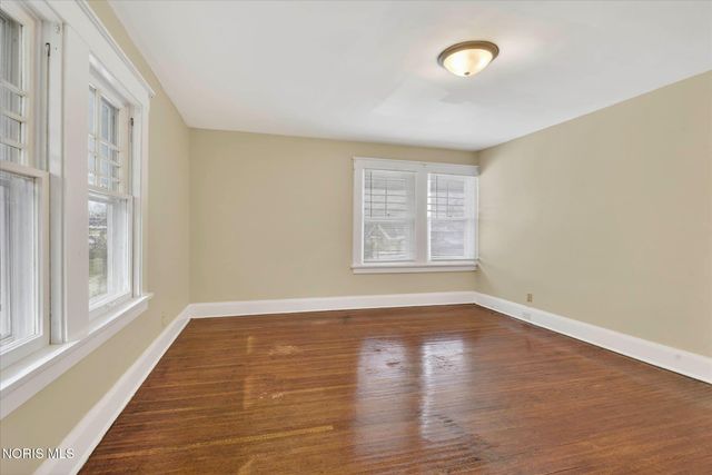 2048 Joffre Avenue, Toledo, OH 43607