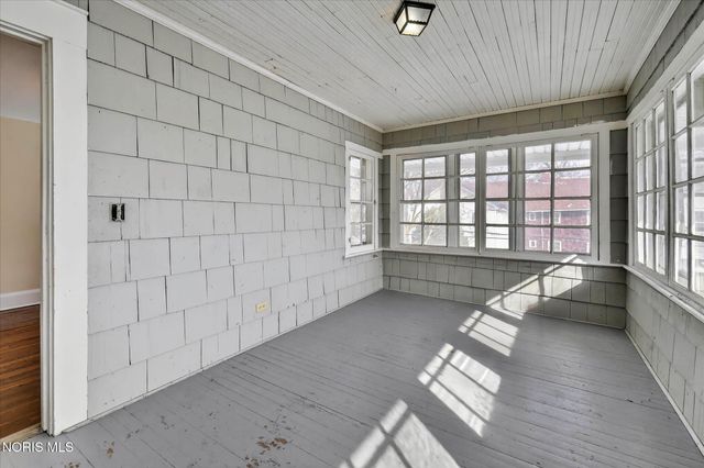 2048 Joffre Avenue, Toledo, OH 43607