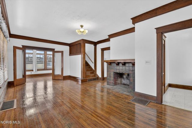 2048 Joffre Avenue, Toledo, OH 43607