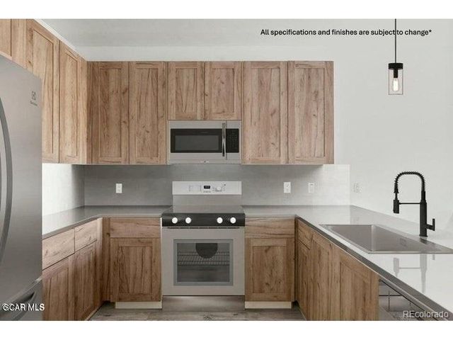 121 Granby Meadow Dr, Granby, CO 80446