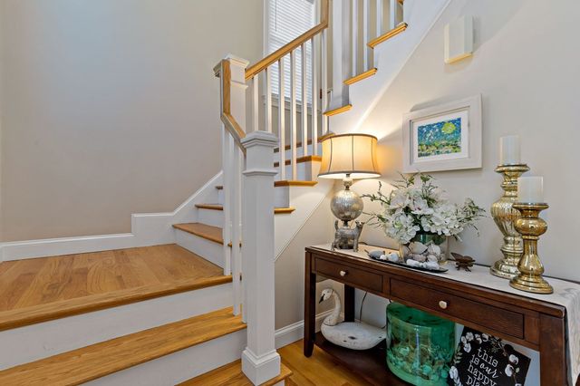 618 Bourne Rd, Plymouth, MA 02360