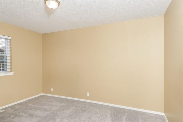 6807 Cricket Canyon Road, Oklahoma City, OK 73162