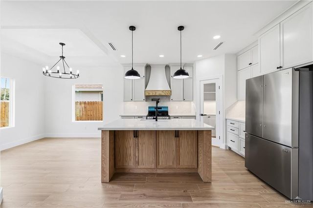 5004 Duke Avenue, Mcallen, TX 78504