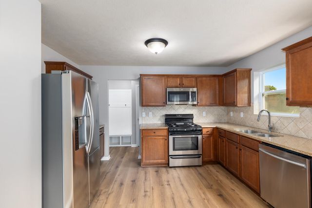 24537 Brownstone Boulevard, Antwerp Twp, MI 49071