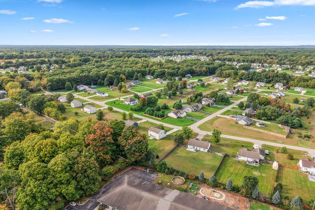 24537 Brownstone Boulevard, Antwerp Twp, MI 49071