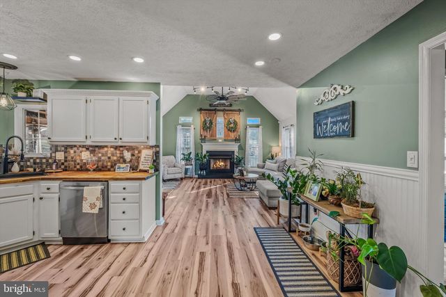 51 SHOAL CREEK CT, Martinsburg, WV 25405