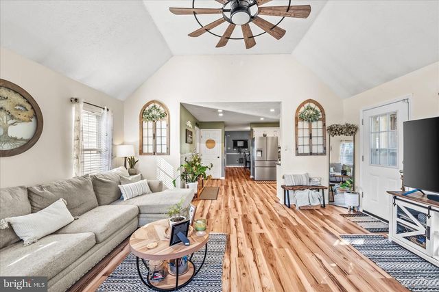 51 SHOAL CREEK CT, Martinsburg, WV 25405