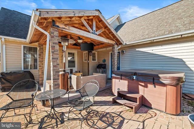 51 SHOAL CREEK CT, Martinsburg, WV 25405