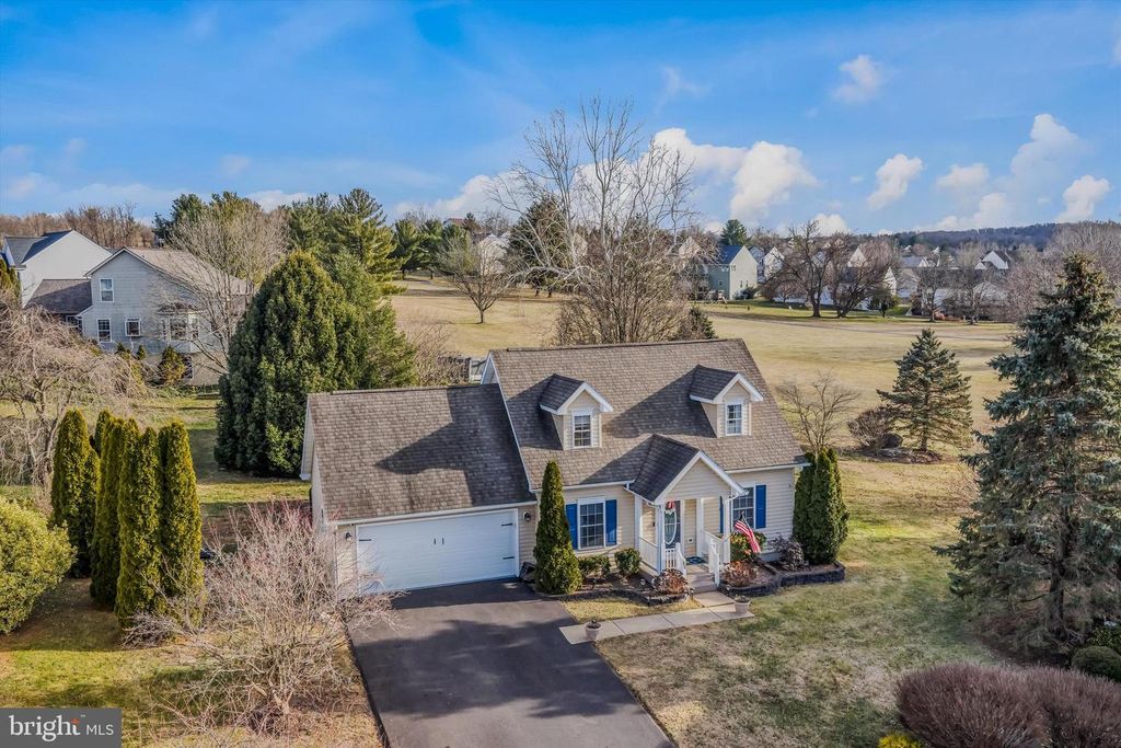 51 SHOAL CREEK CT, Martinsburg, WV 25405