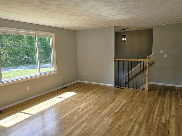 62 Millville Rd, Mendon, MA 01756
