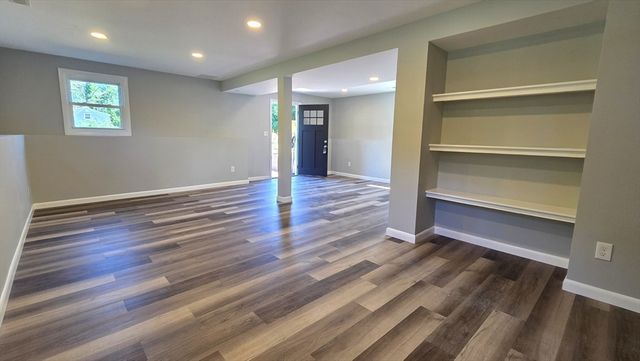 62 Millville Rd, Mendon, MA 01756