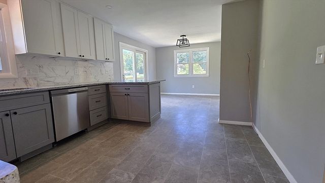 62 Millville Rd, Mendon, MA 01756