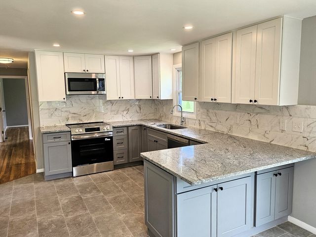 62 Millville Rd, Mendon, MA 01756