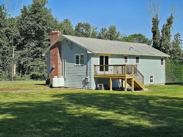 62 Millville Rd, Mendon, MA 01756