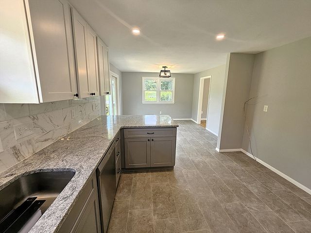 62 Millville Rd, Mendon, MA 01756