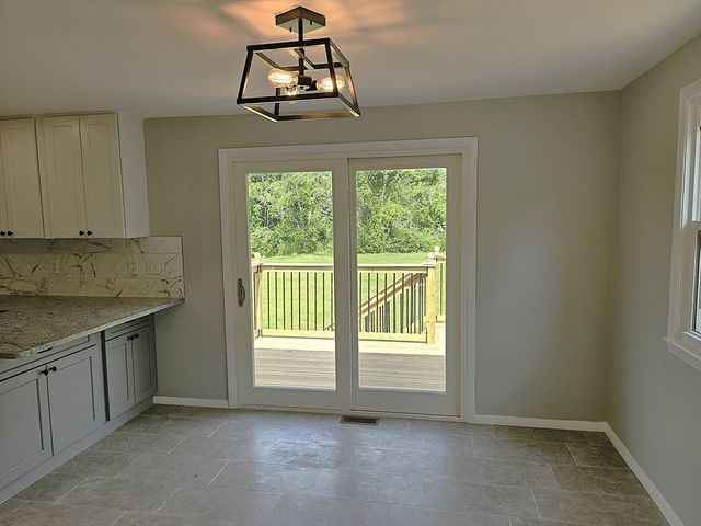 62 Millville Rd, Mendon, MA 01756