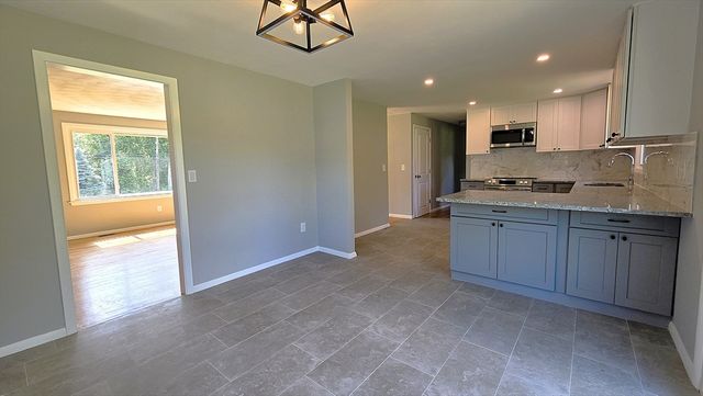 62 Millville Rd, Mendon, MA 01756